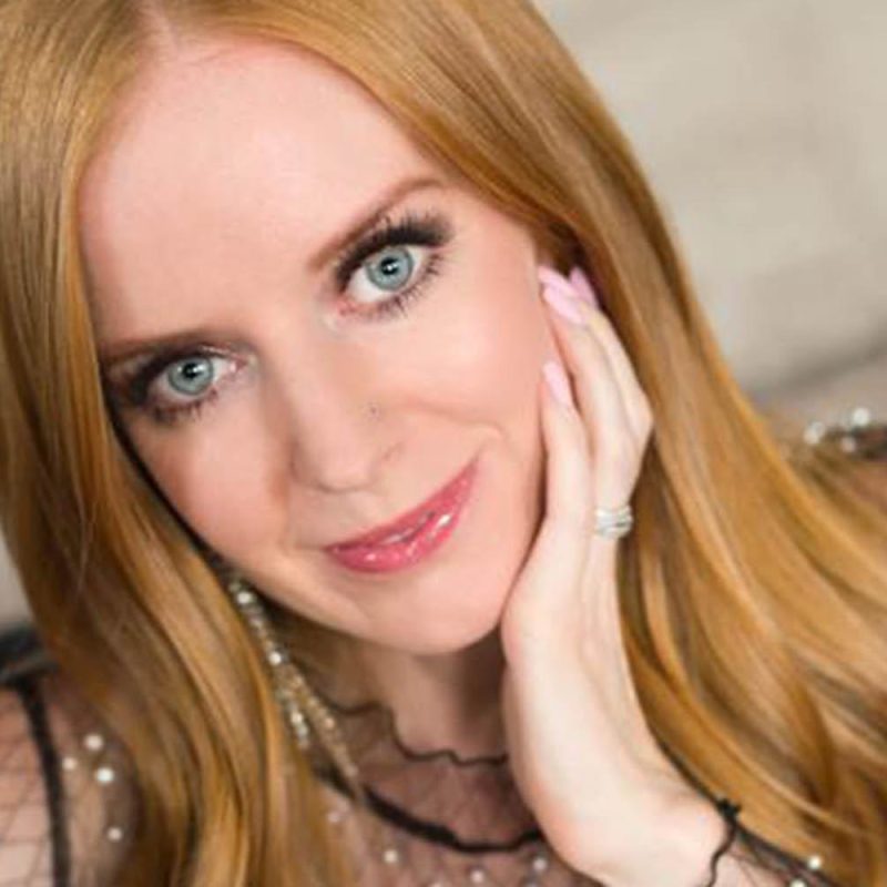 Caitlin Simone Feature