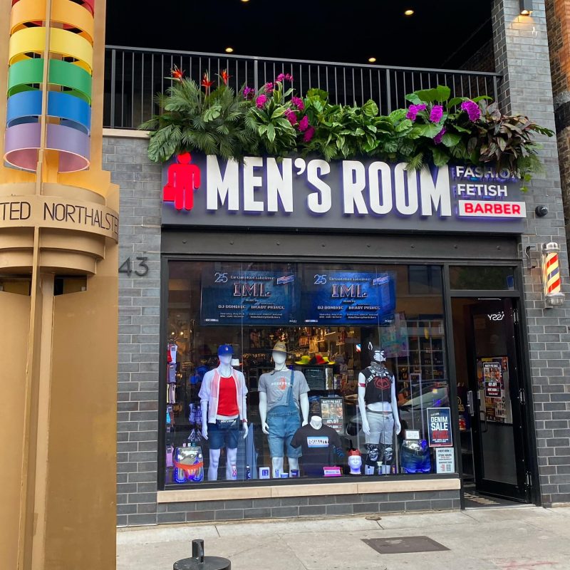 Mens Room Chicago